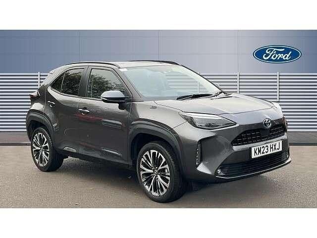 Grey Used 2023 Toyota Yaris Hybrid SUV | £23,495 (A bit pricey) - Image 1/4