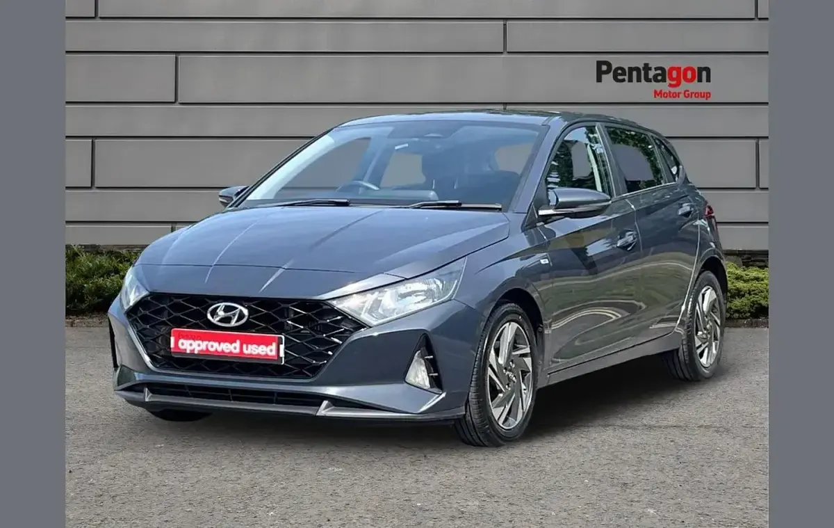 Used Hyundai i20 SE 99 HP (72 kW) 2022 Grey Hatchback