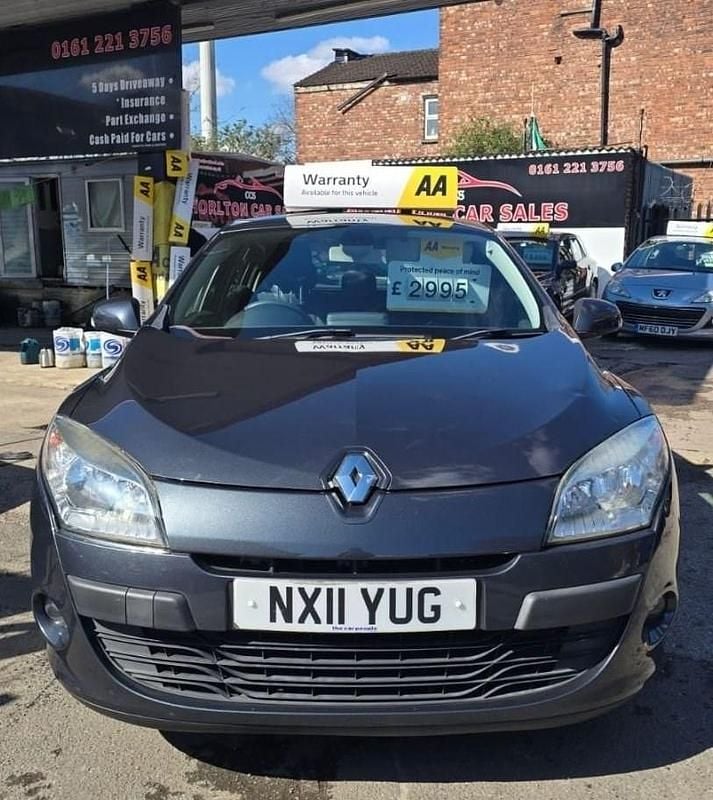 Used Renault Mégane III Dynamique 110 HP (80 kW) 2011 Grey Hatchback