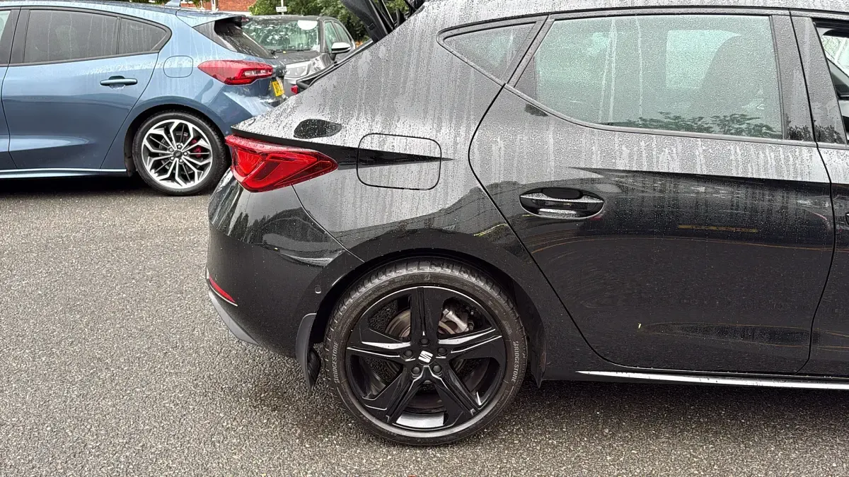 Used Seat Leon Black Edition 150 HP (110 kW) 2025 Black Hatchback
