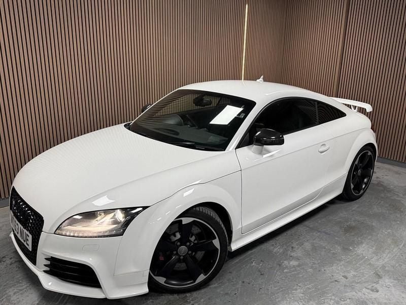 Begagnad Audi TT RS Design 2013 Vit Sportkupé