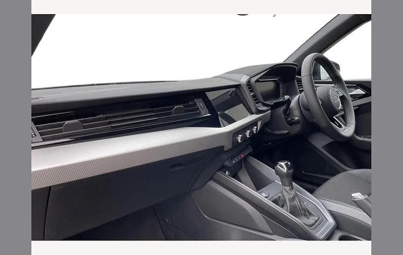 Used Audi A1 S-Line 113 HP (83 kW) 2025 Black SUV