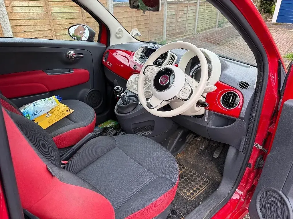 Usado Fiat 500 Pop 69 HP (50 kW) 2018 Vermelho Citadino