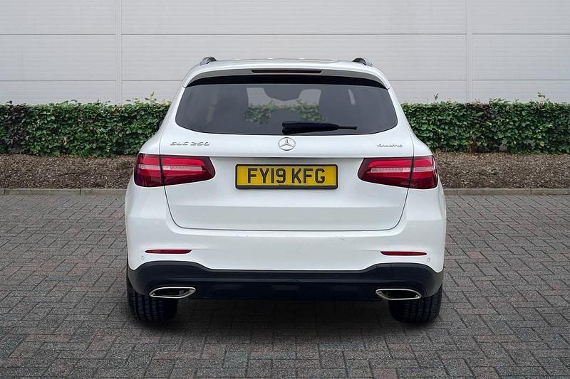 Used Mercedes GLC250 AMG 2019 White Estate