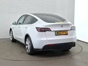 Used Tesla Model Y Long Range AWD 11 kW (15 HP) 2023 White SUV