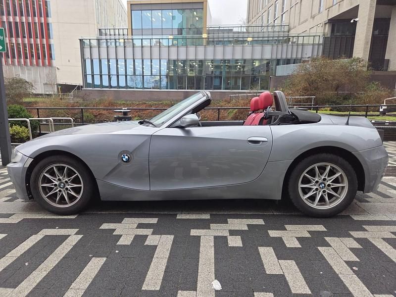 Grey Used 2006 BMW Z4 Cabriolet | £2,250 (Good price) - Image 1/4