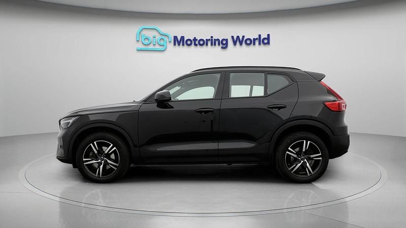 Used Volvo XC40 Plus 197 HP (144 kW) 2022 Black SUV