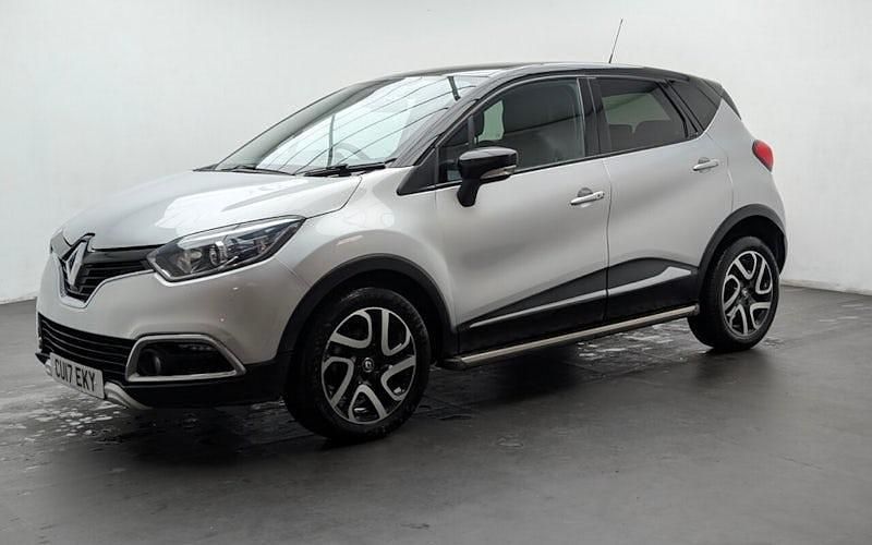 Used Renault Captur Dynamique 90 HP (66 kW) 2016 SUV