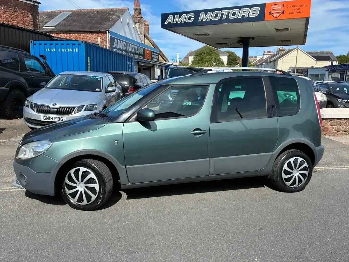 Used Skoda Roomster 2012 Green MPV