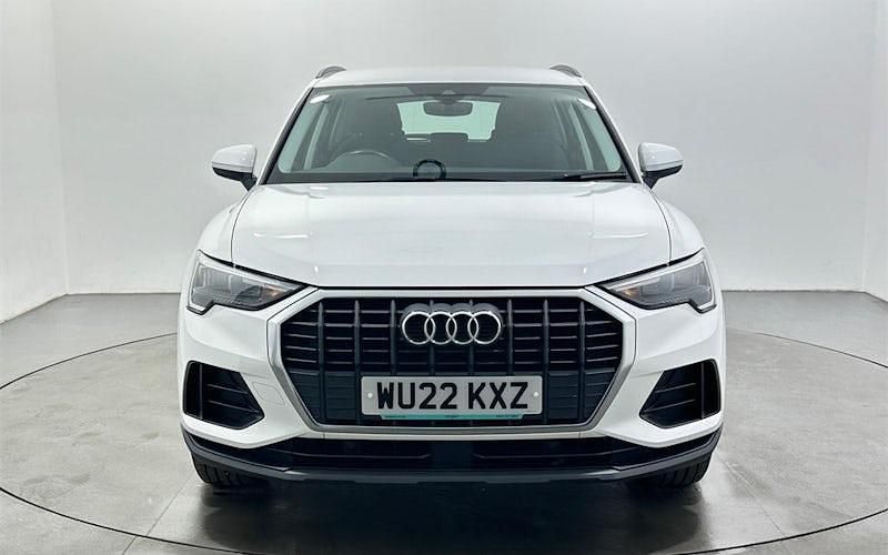 Used Audi Q3 Design 150 HP (110 kW) 2022 White SUV