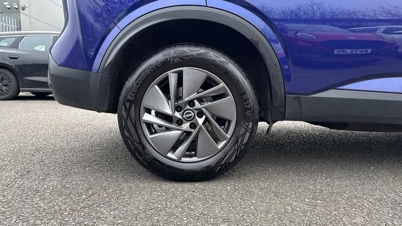 Used Nissan Qashqai Acenta Premium 158 HP (116 kW) 2023 Blue SUV