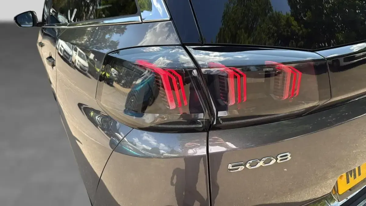 Used Peugeot 5008 GT 129 HP (94 kW) 2024 Grey SUV