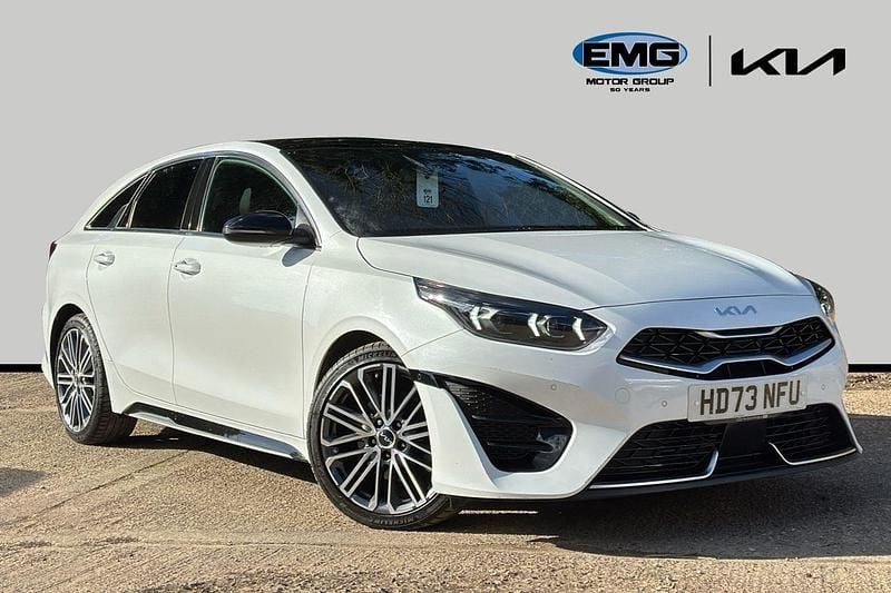 Used Kia ProCeed GT-Line S 158 HP (116 kW) 2023 White Estate