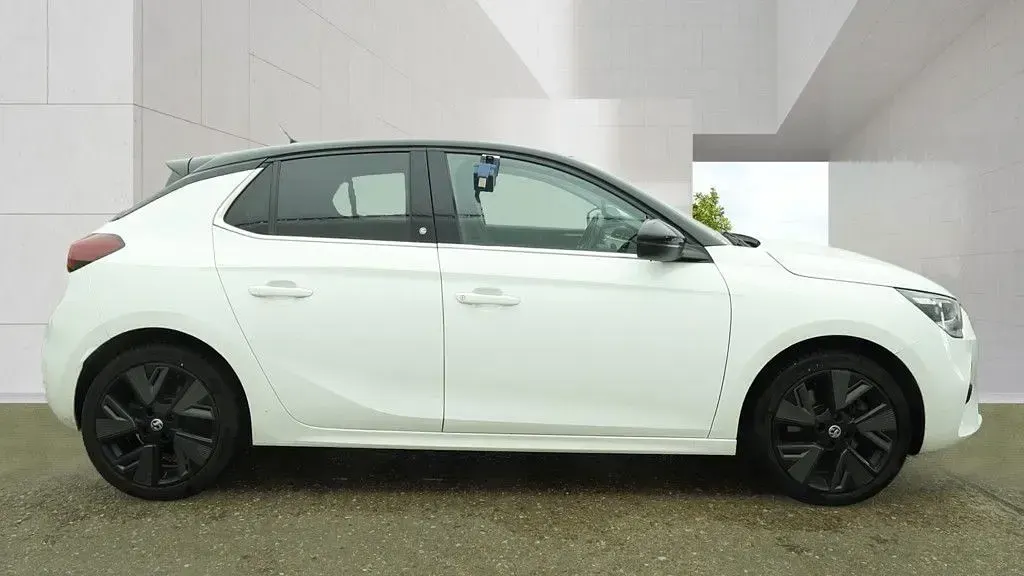 Used Vauxhall Adam Elite 100 kW (136 HP) 2021 Hatchback