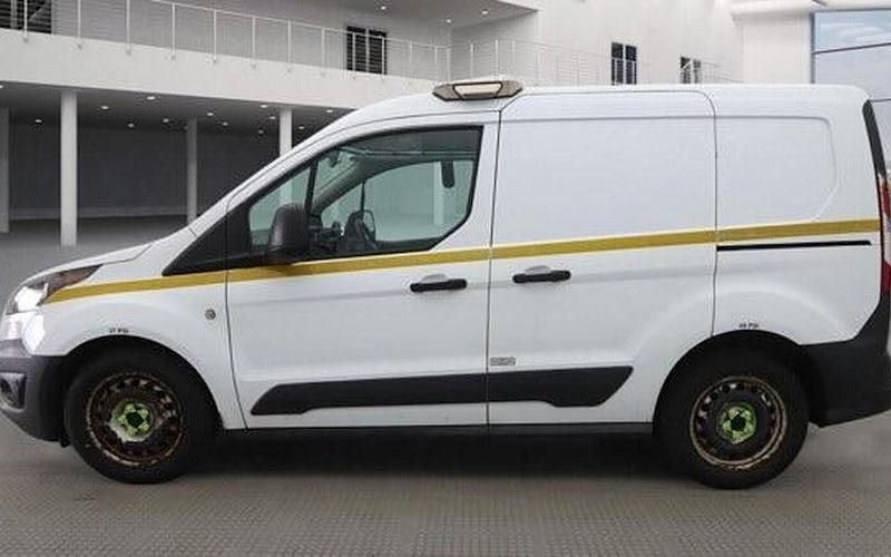 Gebraucht Ford Transit Connect 101 PS (74 kW) 2017 Weiß Van / Kleinbus
