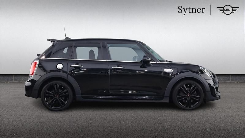 Used Mini Cooper S Hatch 189 HP (139 kW) 2021 Midnight black Hatchback
