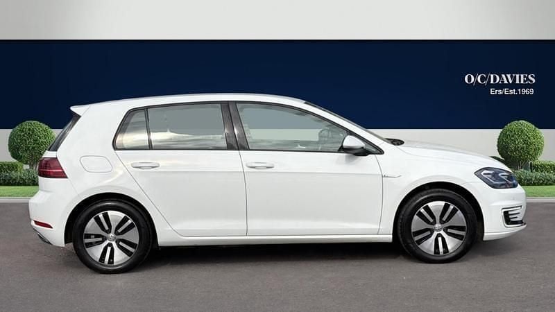 Used VW e-Golf 100 kW (136 HP) 2019 White Hatchback