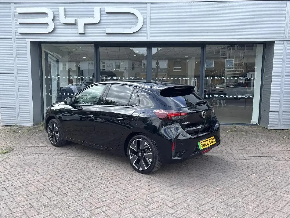 Used Vauxhall Corsa-e SRi 98 kW (134 HP) 2022 Black Hatchback