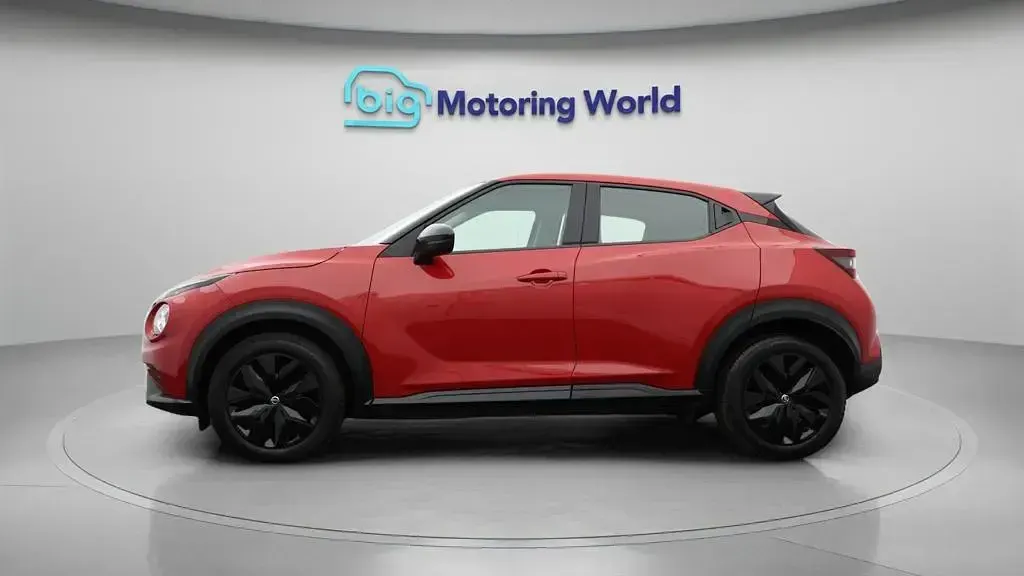 Used Nissan Juke Acenta 114 HP (83 kW) 2022 Red SUV