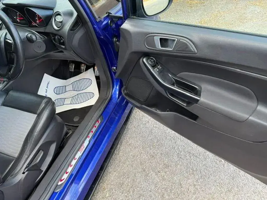 Used Ford Fiesta ST 2015 Blue Hatchback