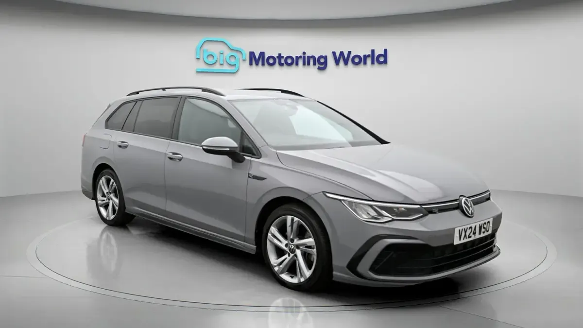 Used VW Golf VIII R-line 150 HP (110 kW) 2023 Estate