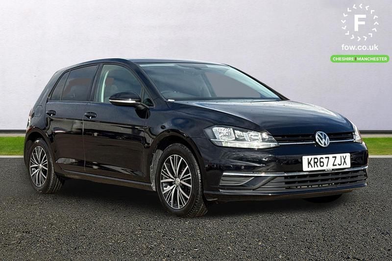 Black Used 2017 VW Golf VII SE Hatchback | £12,999 (Fair price) - Image 1/4