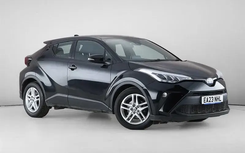 Used Toyota C-HR 122 HP (89 kW) 2023 SUV