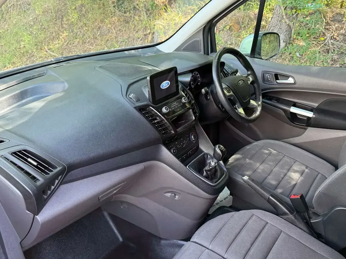 Used Ford Transit Connect Limited 2020 Silver MPV
