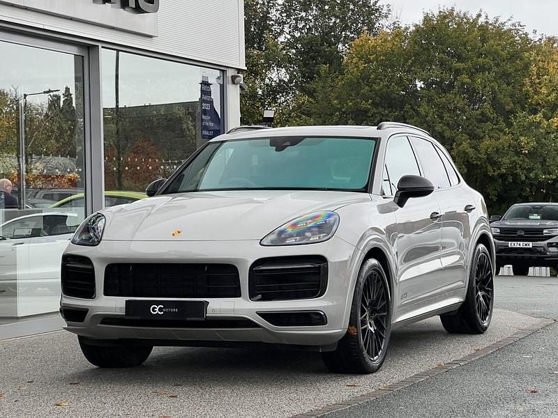 Grey Used 2022 Porsche Cayenne SUV | £73,990 (Fair price) - Image 1/3