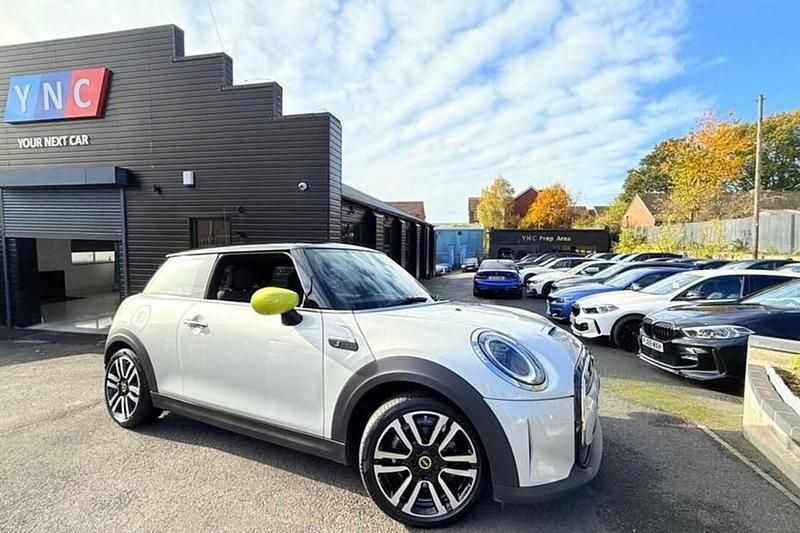 Usado Mini Cooper S Hatch 135 kW (184 HP) 2022 Citadino