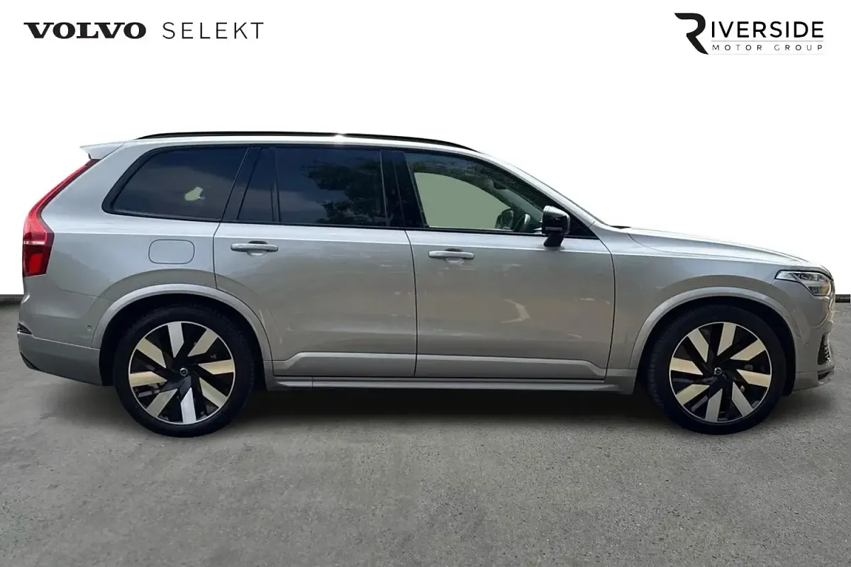 Used Volvo XC90 Ultra 449 HP (330 kW) 2024 Silver dawn SUV