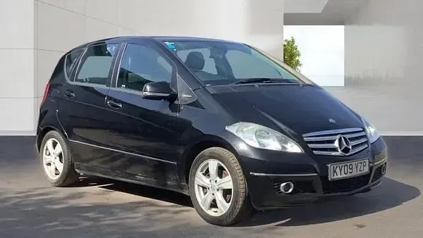Begagnad Mercedes A180 Avantgarde 2009 Svart Halvkombi