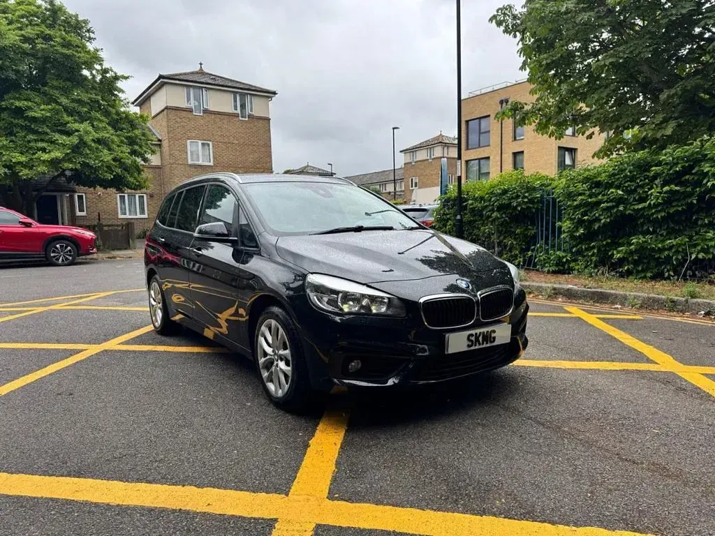 Used BMW 218 Impressive 136 HP (100 kW) 2015 Black MPV