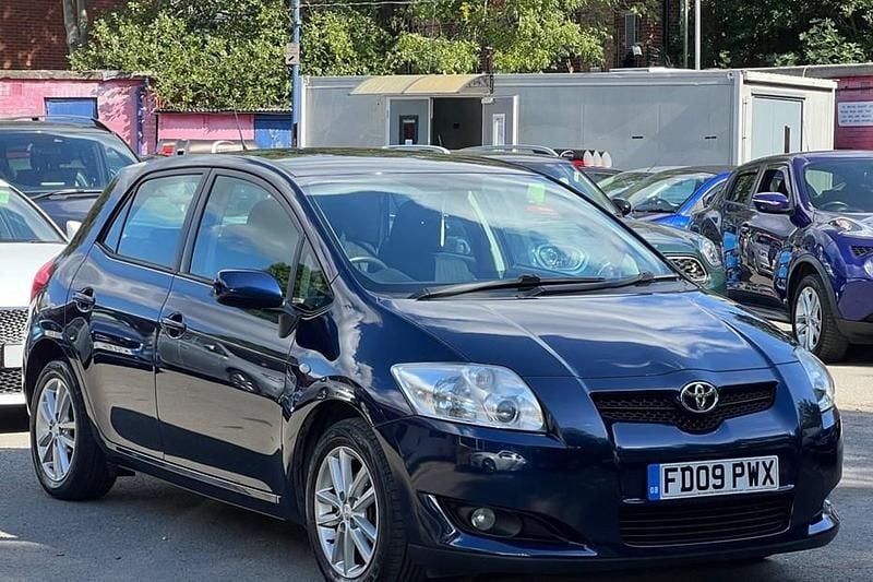 Used 2009 Toyota Auris | £3,495 (Good price) - Image 1/1