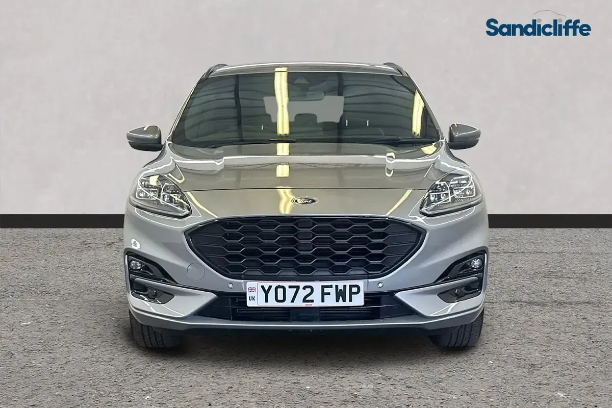 Used Ford Kuga ST-Line 150 HP (110 kW) 2023 Silver SUV