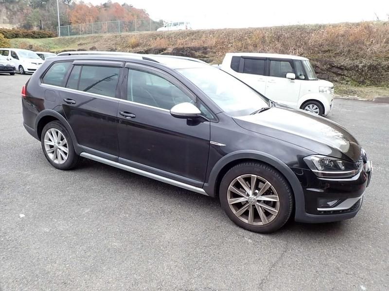 Used VW Golf VII 2015 Black Estate