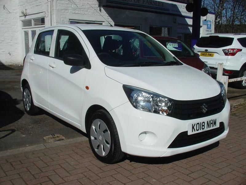 Used Suzuki Celerio 68 HP (50 kW) 2018 White Hatchback