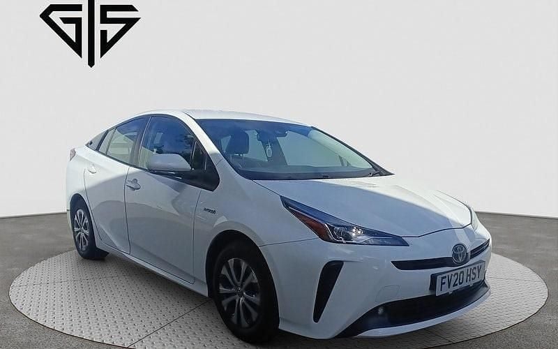 White Used 2020 Toyota Prius Active Hatchback | £16,495 (A bit pricey) - Image 1/4