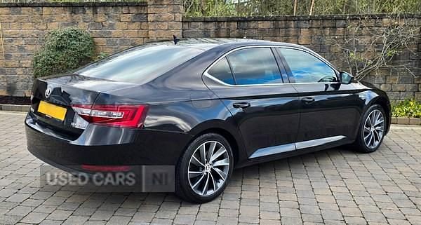 Used Skoda Superb 2018 Black Hatchback