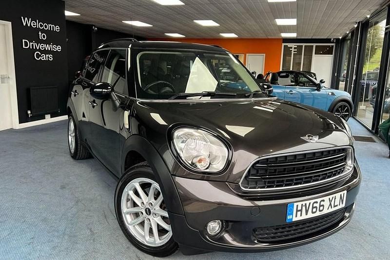Grey Used 2016 Mini Cooper Countryman SUV | £7,999 (Fair price) - Image 1/1