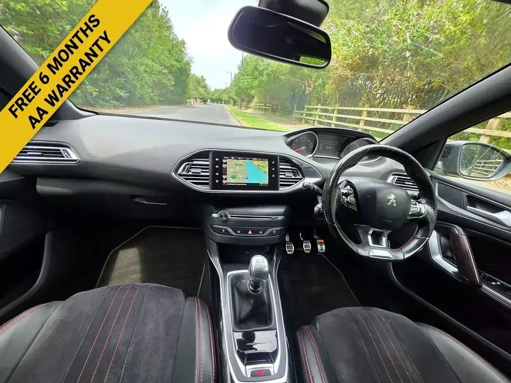 Used Peugeot 308 SW GT-line 150 HP (110 kW) 2015 Blue Estate