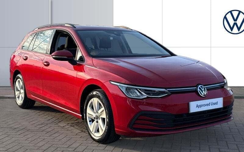 Used 2024 VW Golf VIII Life Estate | £16,345 (Super price) - Image 1/4