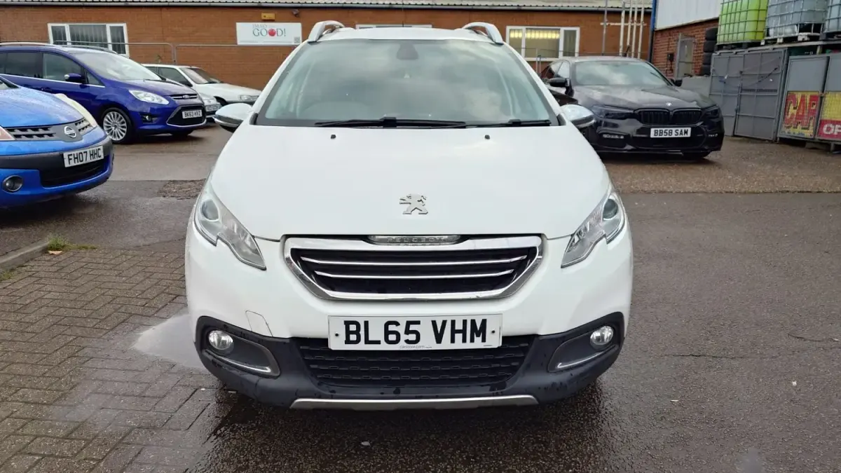 Usado Peugeot 2008 Allure 2015 Branco SUV
