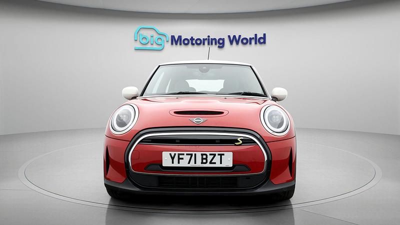 Used Mini Cooper SE Hatch 133 kW (181 HP) 2021 Hatchback