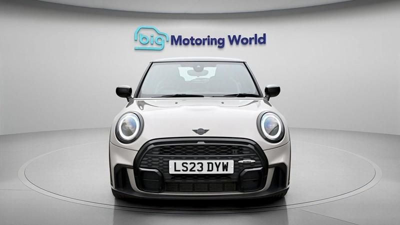 Used Mini Cooper Hatch 136 HP (100 kW) 2022 Grey Hatchback