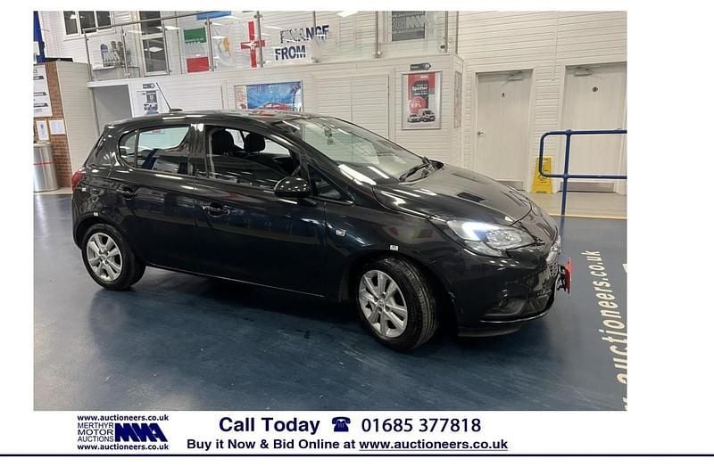 Used Vauxhall Corsa Design Edition 95 HP (69 kW) 2016 Black Hatchback