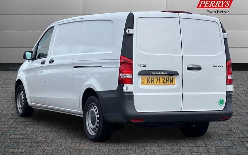 Used Mercedes Vito Progressive 163 HP (119 kW) 2023 Van