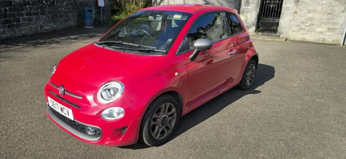Gebraucht Fiat 500 S 85 PS (62 kW) 2017 Rot Kleinwagen