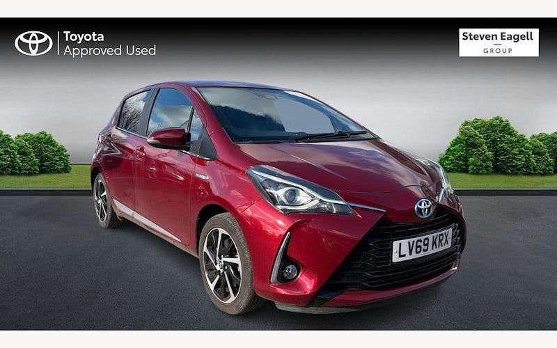 Used Toyota Yaris Hybrid 101 HP (74 kW) 2020 Hatchback
