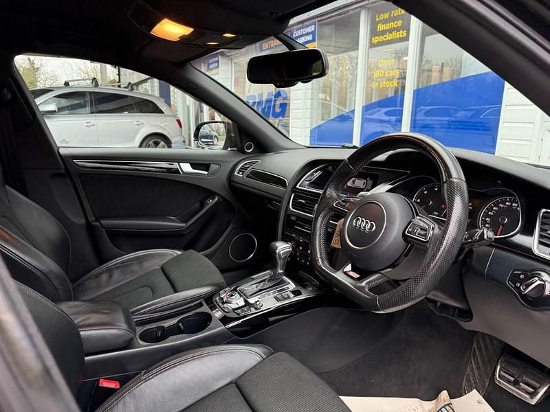 Used Audi A4 Black Edition 190 HP (139 kW) 2015 Black Estate